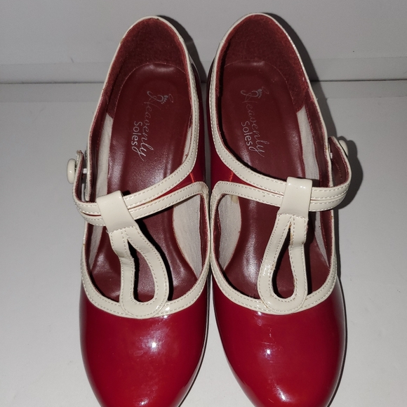 heavenly soles mary jane shoes